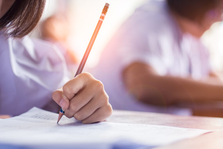 Zentrale Aufnahmeprüfung 2024 in das Langgymnasium in ZH